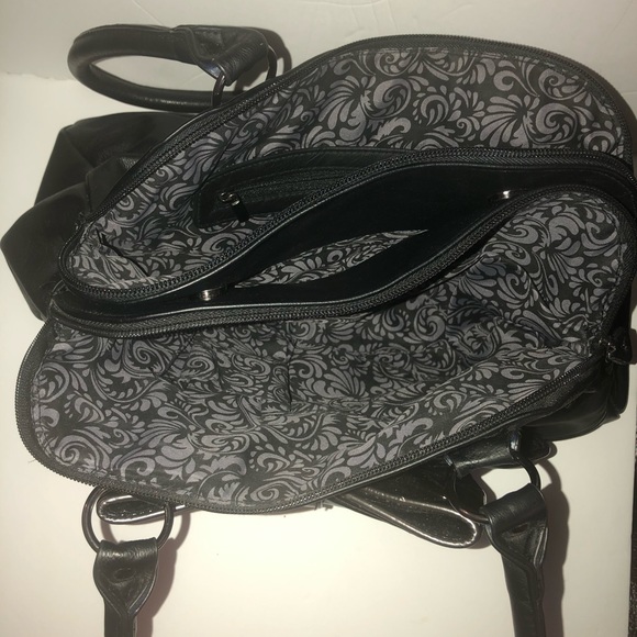 Black & Silver Pleather Vegan Bow Purse Bag - Picture 5 of 7